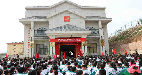 團市委開展“我們是共產主義接班人”主題教育活動