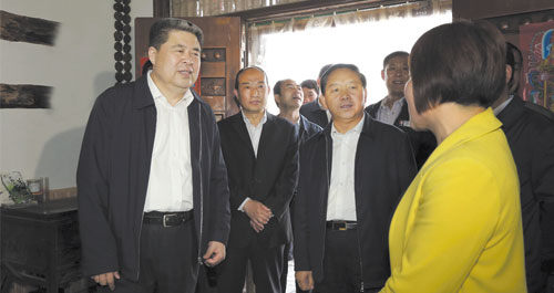 創新扶貧措施 建設美麗鄉村