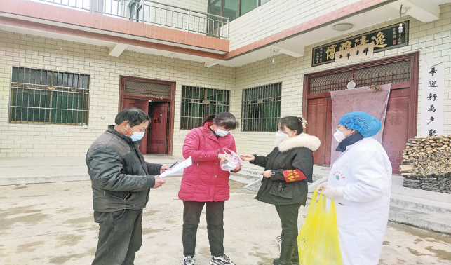 景村鎮為重點人群上門送醫送藥